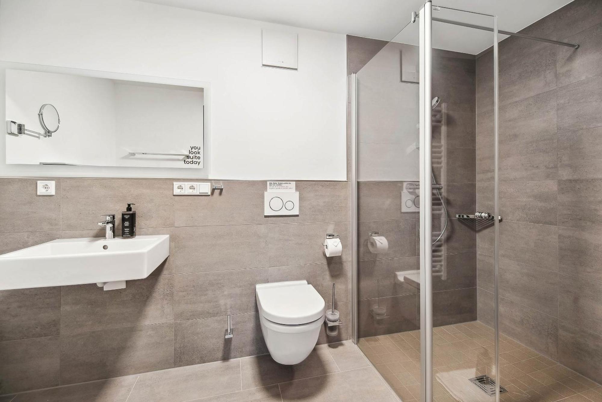 Limehome Kassel Wilhelmsstrasse Экстерьер фото